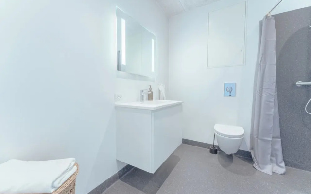 New / Stunning Sea View / Light / 3 Br
