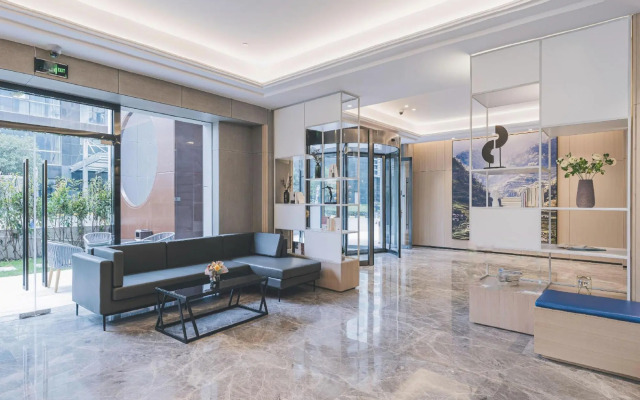 Atour Hotel Changning Xianxia Road, Shanghai