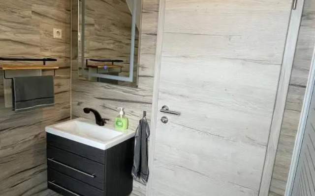 ViLLA LiNDENECK FRANKE