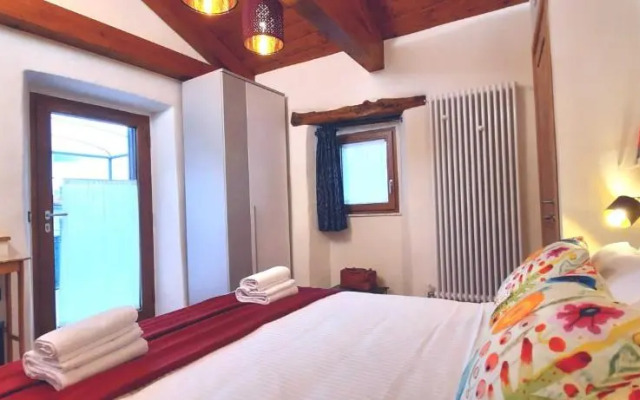 Camere B81 di Strain Neva