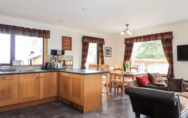 Lovat Highland Bothy