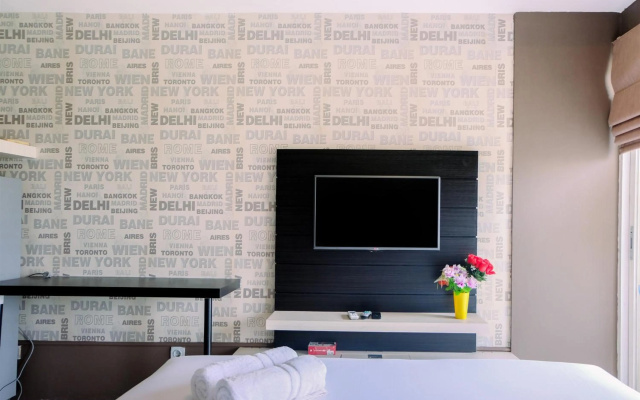 Comfy Studio Apartment @ Skylounge Tamansari By Travelio – Guest Rooms – Tangerang