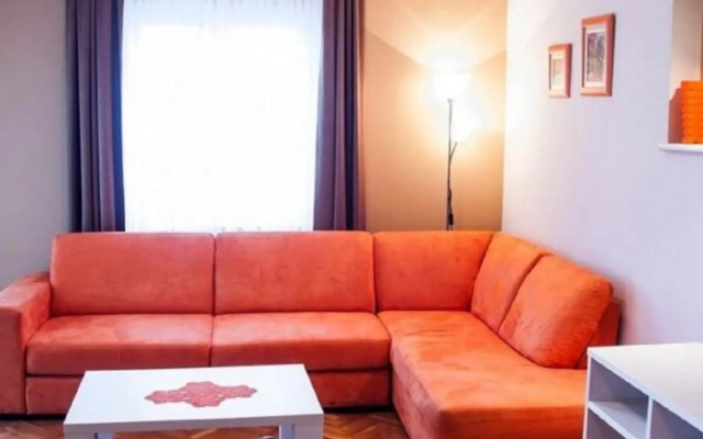 KarolinaS - parking - A4-Pink(4)