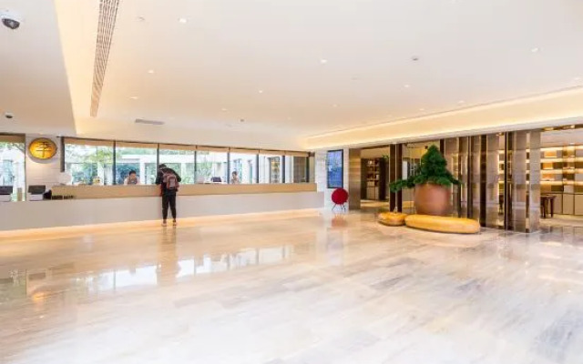Ji Hotel (Shanghai Lingang New Town)