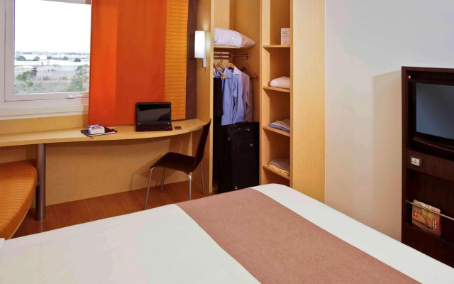 ibis San Luis Potosi