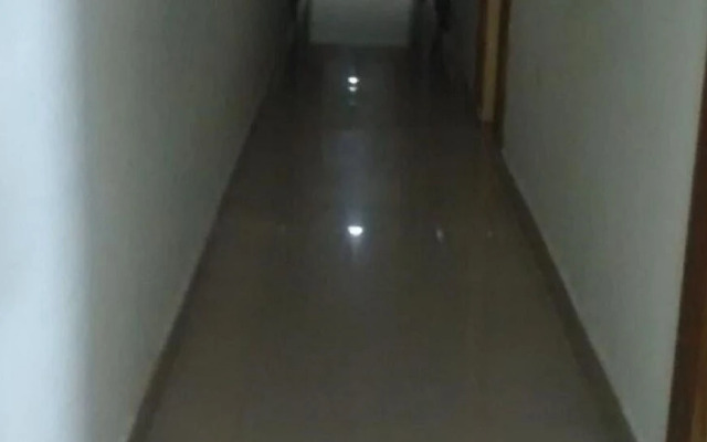 Goroomgo Central Afia Residency chennai