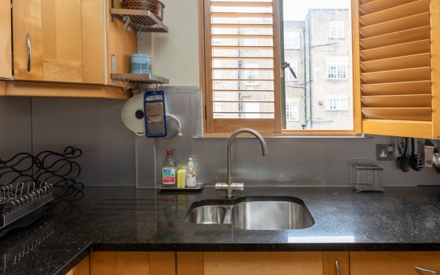 Large & Central 2BD Flat - Kensington