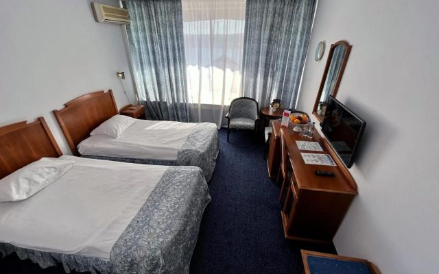 Turnu Severin Continental Hotel