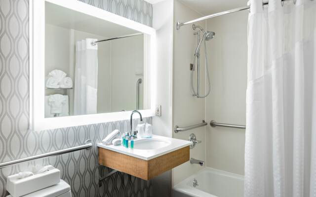 Holiday Inn Express Brooklyn