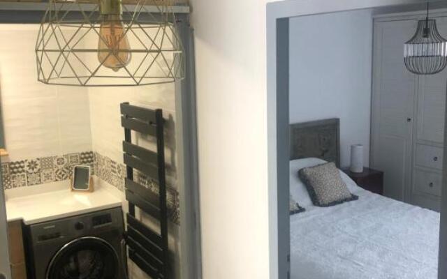 Nouvelle annonce : Appartement rénové de 66m2 pleine vue mer!