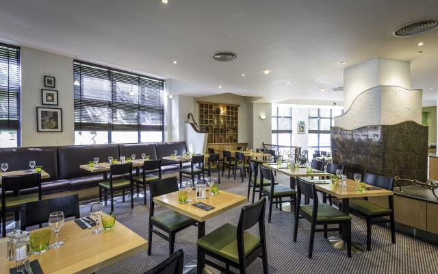 Holiday Inn London - Sutton, an IHG Hotel