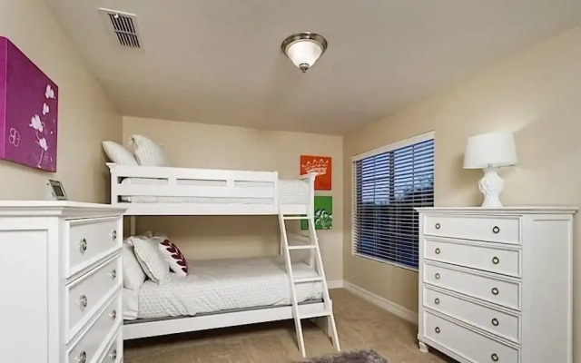 Dynamite By Signature Vacation Rentals