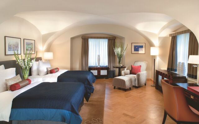 Mandarin Oriental, Prague