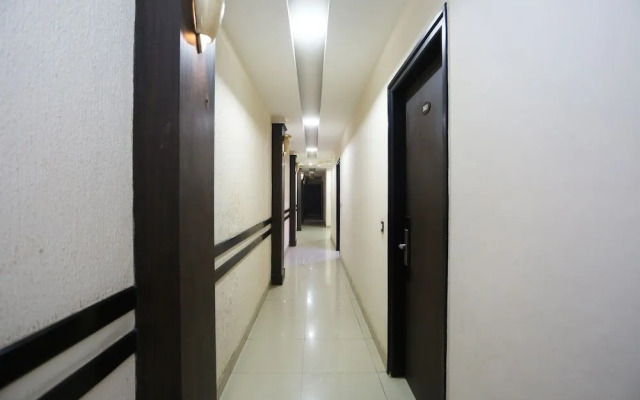 Hotel Galaxy by OYO Rooms