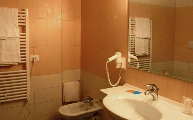 Silver Residence Hotel