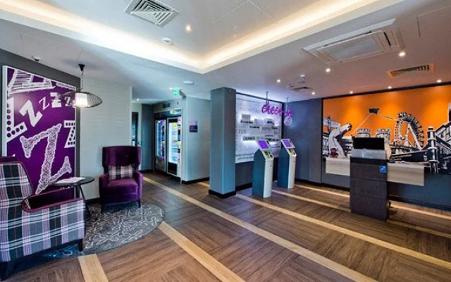 Blashford Manor Farmhouse - New Forest Cottage