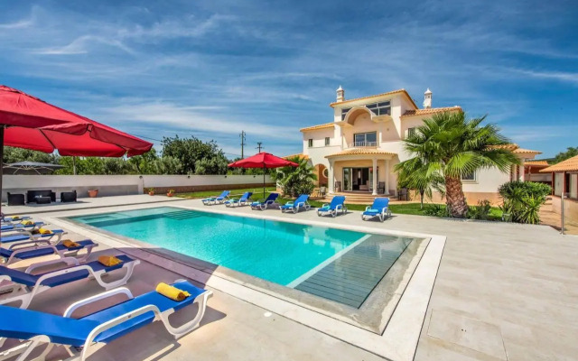 Villa Dourado