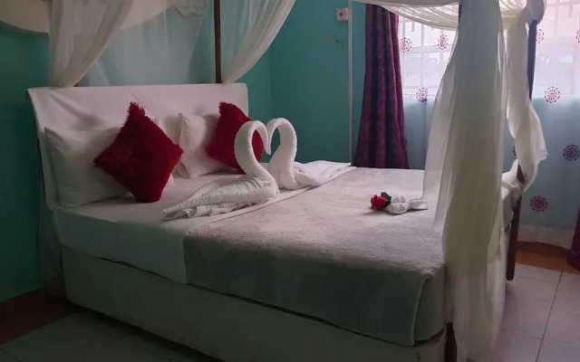 The Great Turk Reef Hotel-Lodwar