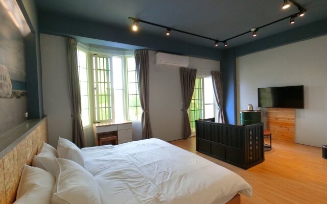 Ten Minute To Go B&B