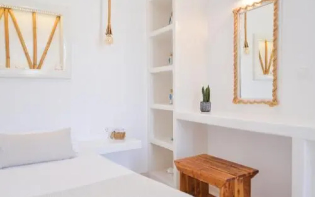Niki Rooms