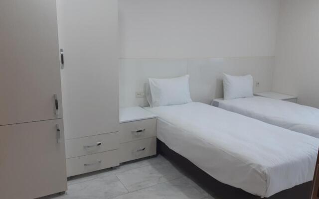 Mia Suite