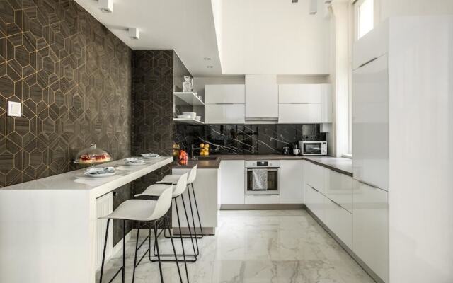 Luxury Home Plus