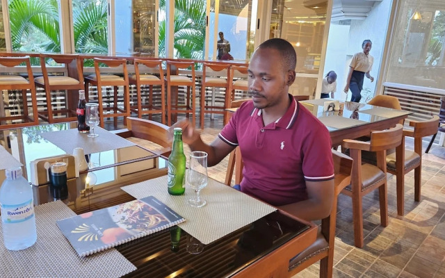 Grik Hotel - Entebbe