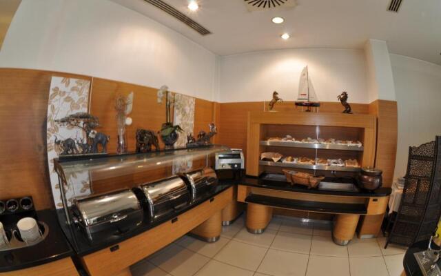 Lale Hotel