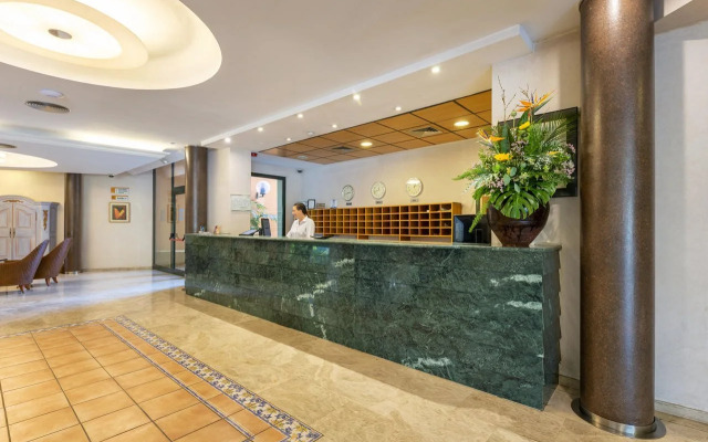 Hotel Port Jardín Milenio