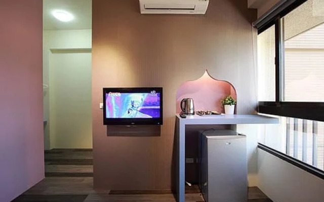 I See U 298 Hostel
