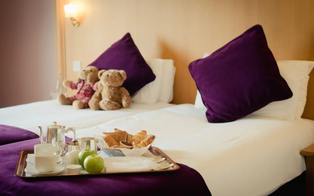 Roganstown Hotel & Country Club