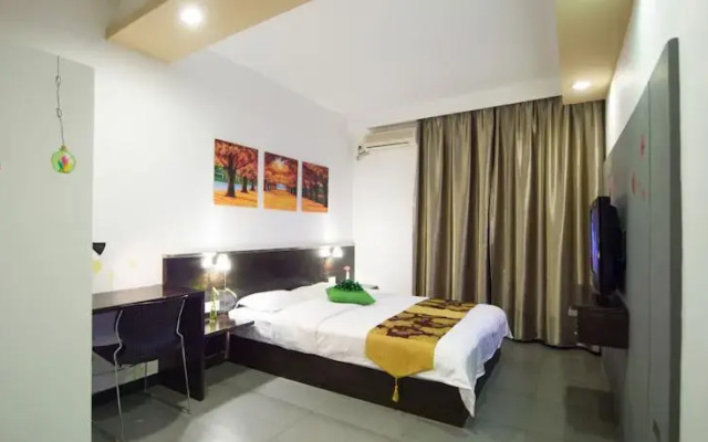 Ji An Li Inn Diecui Road