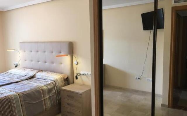 NEW! 1b apartment opposite Sunset Beach