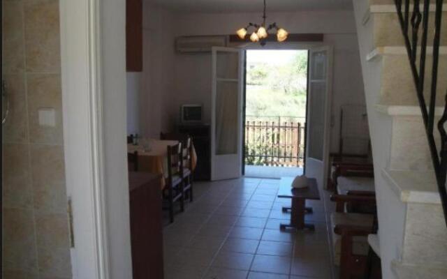 Iriana Village Inn