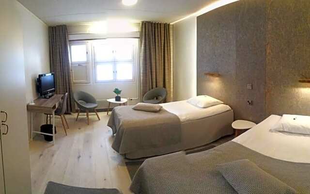 Hotel RokuanHovi