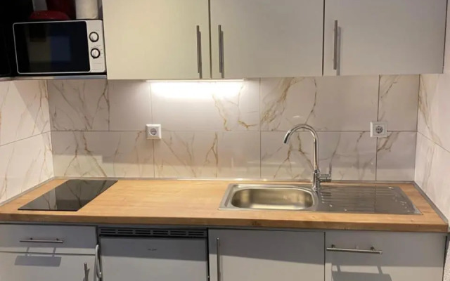 Modernes Studio (Adults Only)