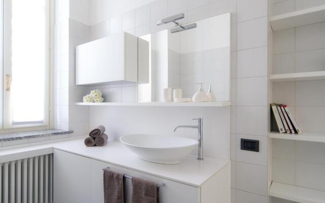 "La Dolce Vita" Lake Como - By House Of Travelers -