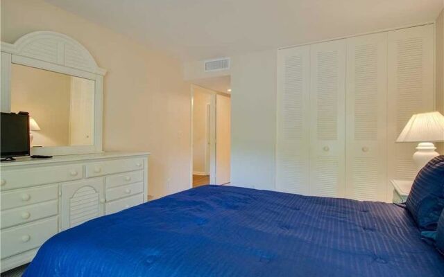 Heritage Villas 2307 by RedAwning