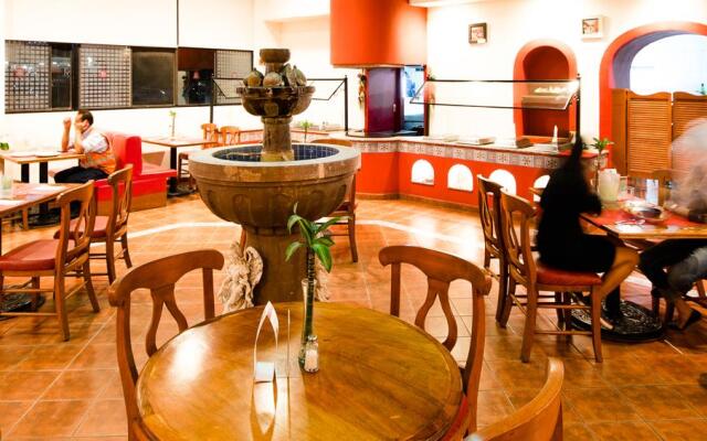 Hotel Misión Express Celaya