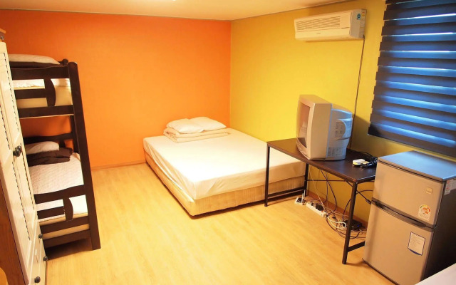 Shinchon Hostel