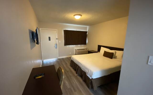 Anaheim Executive Inn & Suites