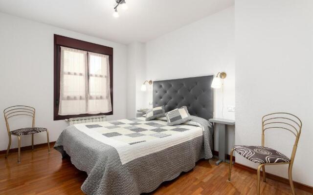 Centrico y parking gratuito Vut 142 as