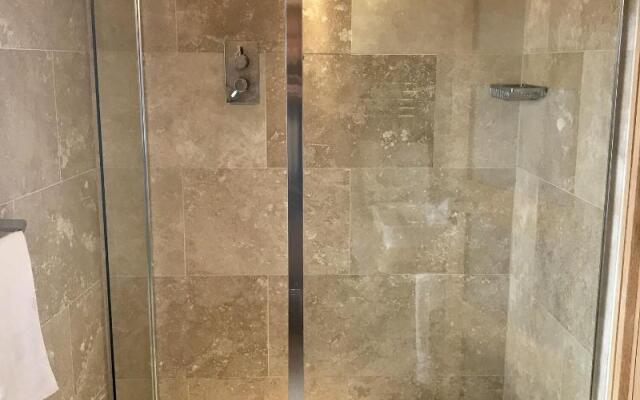 Ennios Boutique Hotel Rooms
