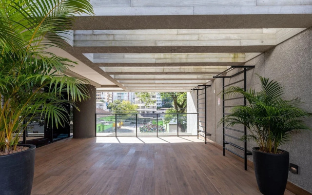 Apto cond c/ acad. 400m Mercado Municipal NFE1544