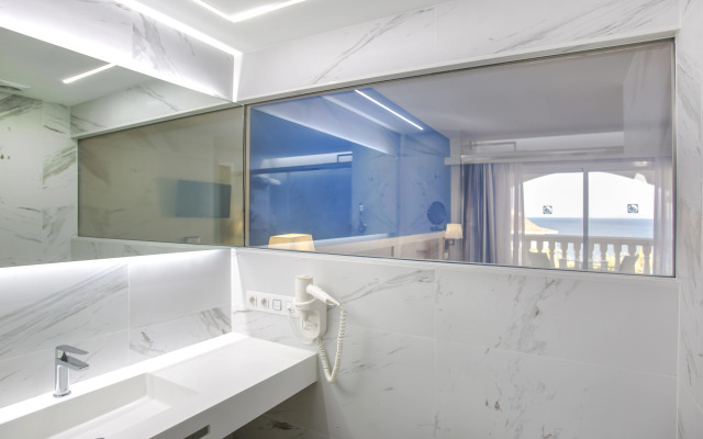 Ainturban Hoteles S.L.U