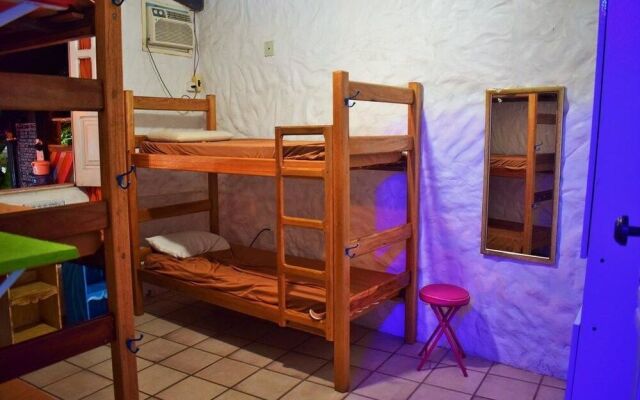 DPM Eco Hostal - Hostel