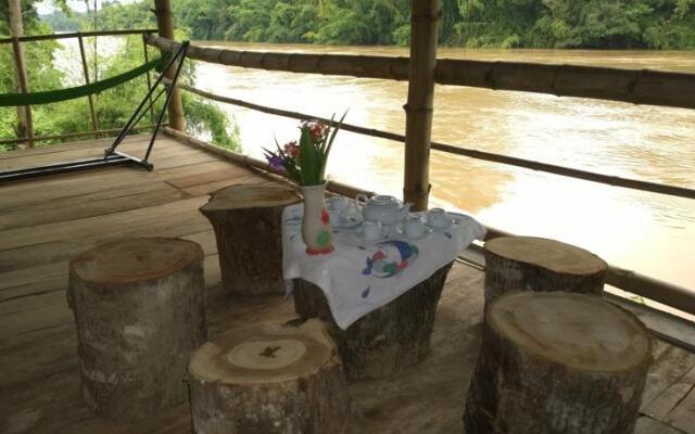 Bird Song Lodge - Minh Shack Home Stay