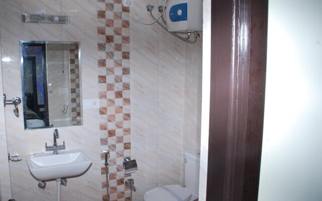 Ashu Hotel