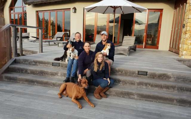 Tamodi Lodge and Stables