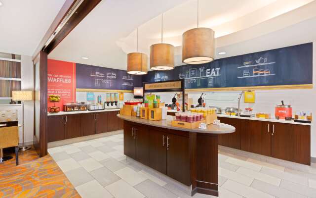 Hampton Inn Orlando-International Airport